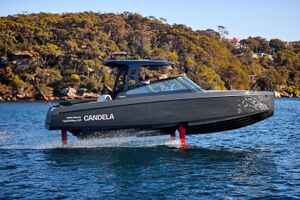 Ekologiczny transport wodny Candela