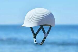 Kask Shellmet z recyklingu muszli morskich