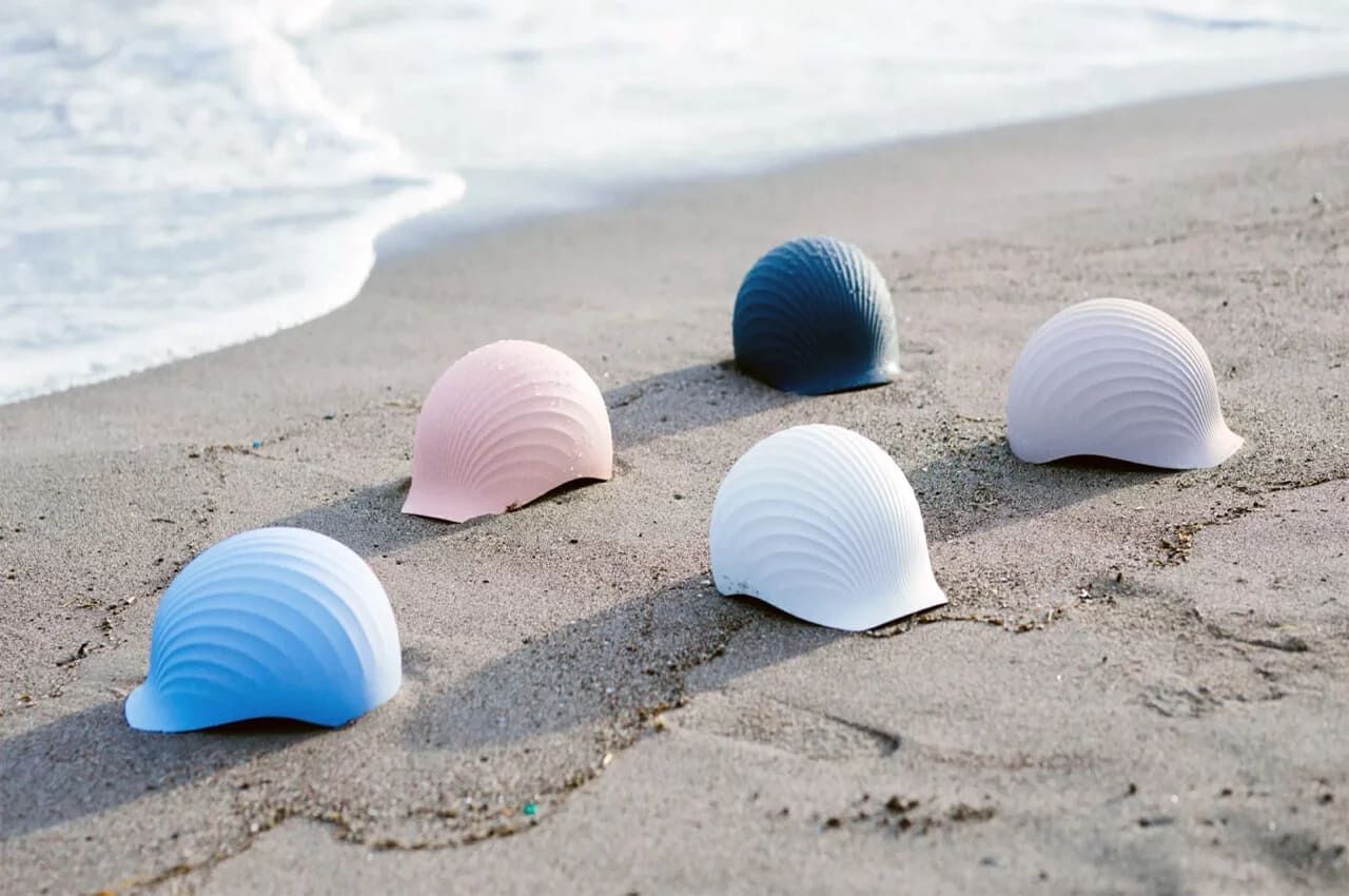 Kask Shellmet z recyklingu muszli morskich