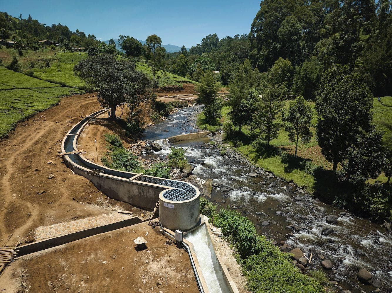 Turbiny hydroelektryczne Vortex dla zielonej, zdecentralizowanej energii.
