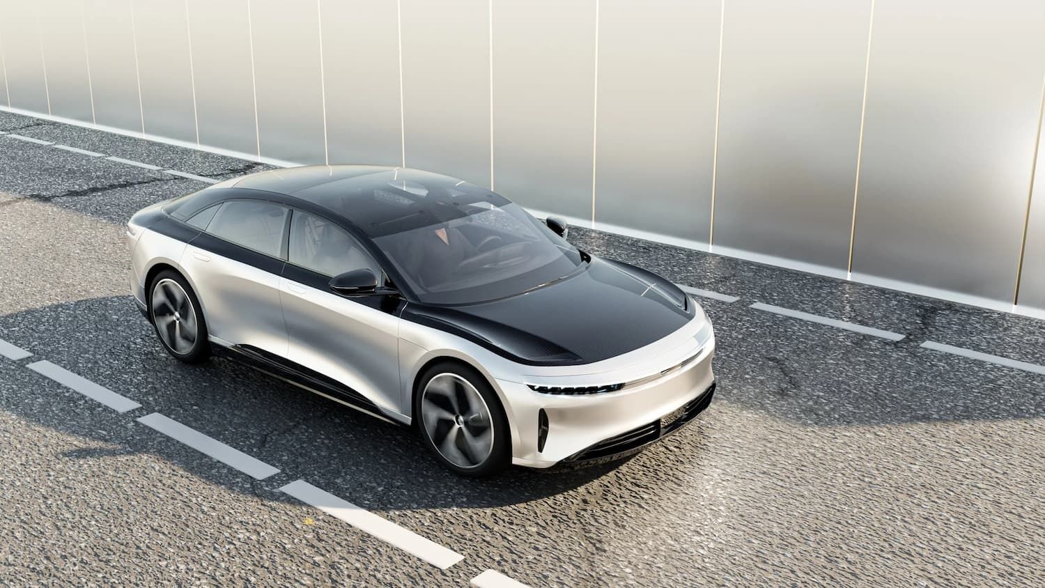 Tandemowe ogniwa fotowoltaiczne perowskit-krzem Swift Solar pozwolą zasilać samochody przyszłości / grafika: ideatorx.com