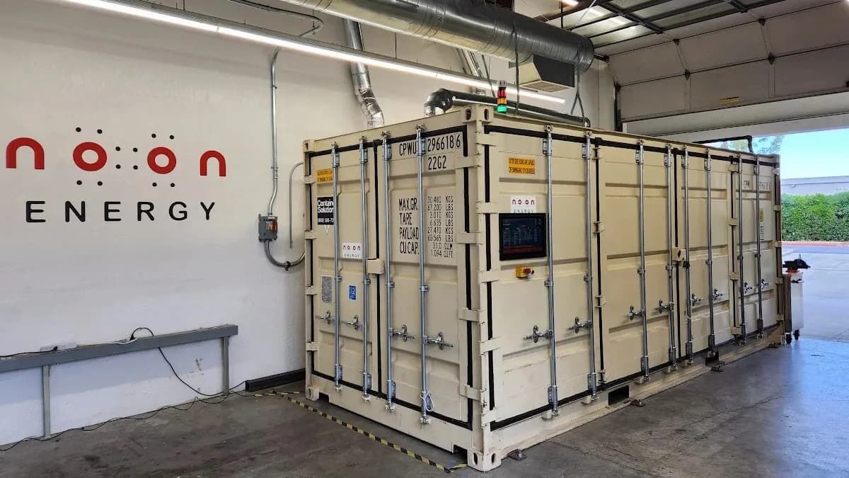 Magazyny energii o długim czasie rozładowania Noon wykorzystują węgiel i tlen do przechowywania energii w procesie elektrochemicznym bez udziału litu