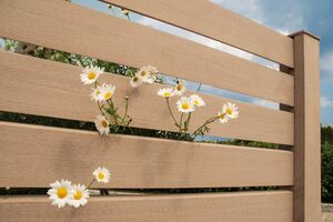 Eko zamiennik drewna na bazie łuski ryżowej Resysta