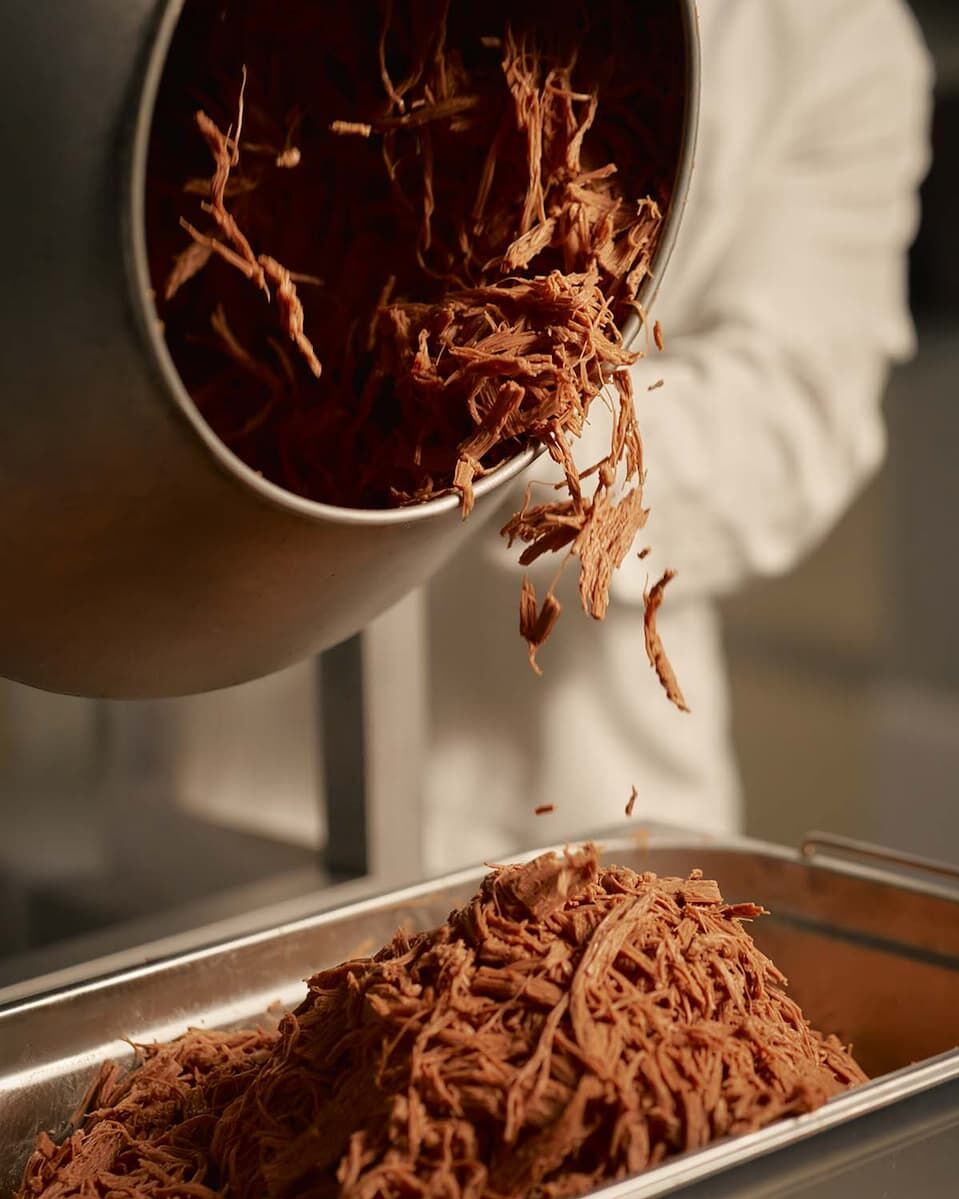 Wyrazisty smak, delikatna konsystencja mięsa plant based Novameat 